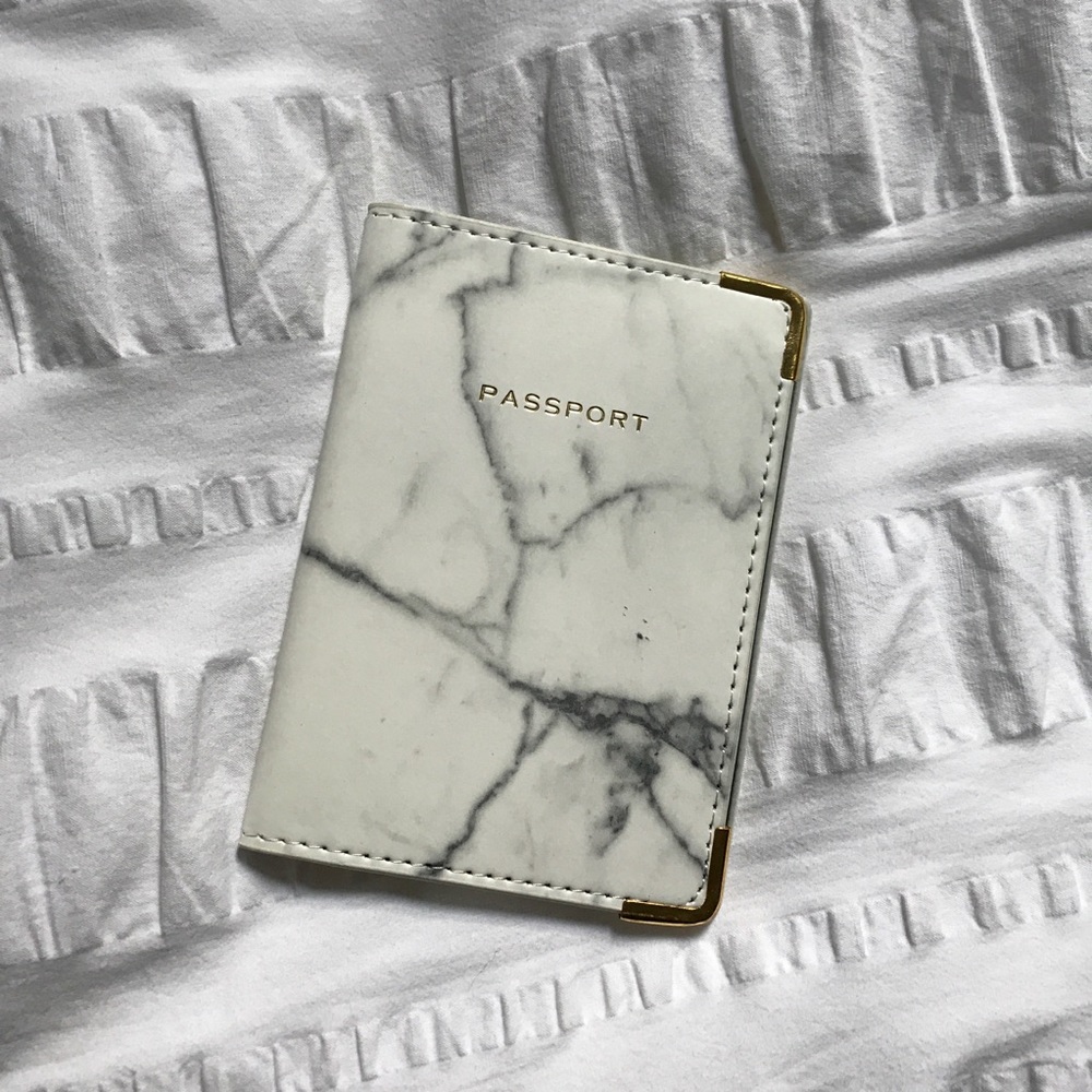 Via Lorenzo Marvble Passport Case